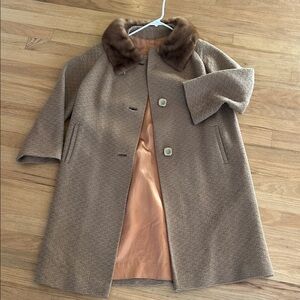 Vintage camel jacket with Fur Collar